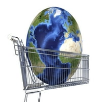 Planeta Zemlja unutar kolica sa supermarketom. Atlantic View, bijeli pozadinski plakat Print