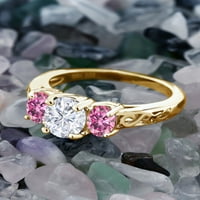 Gem Stone King 18K žuto pozlaćeno srebro u blizini bezbojnog moissanita i ružičastih moissanite filigranski stil kamenog prstena za žene