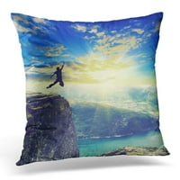 Plavo penjanje silueta čovjeka na planini Top sportski i aktivni životni koncept jastuk jastuk na jastuku