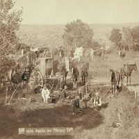 Kauboji koji jedu u blizini karavana Chuck; Male grupe konja i goveda u kampu. Poster Print John C.h.